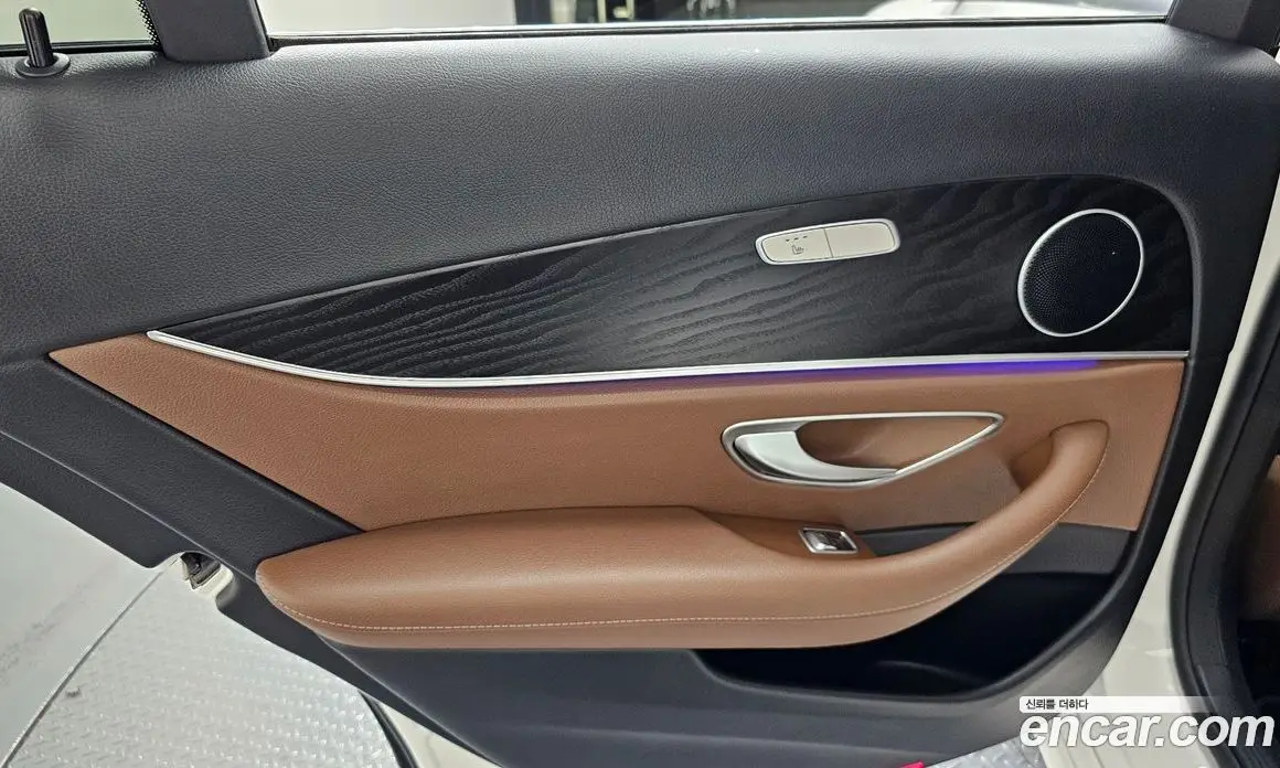 Mercedes-Benz E-Class 2022 2.0 автомат (гидро), фото 14