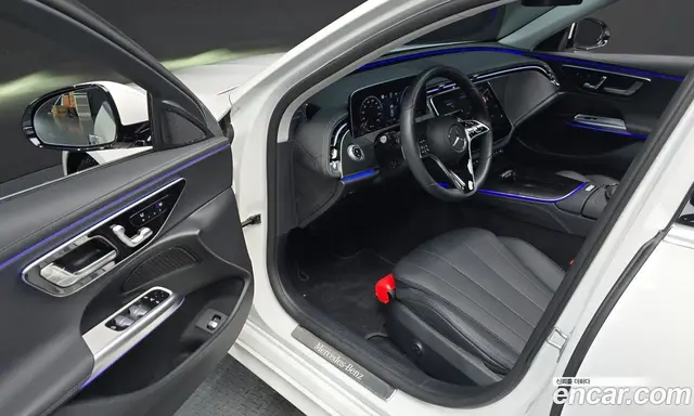 Mercedes-Benz E-Class 2025 2.0 автомат (гидро), миниатюра 12