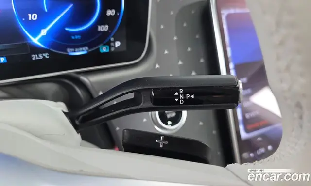 Mercedes-Benz EQE 2023 0.3 автомат (гидро), миниатюра 12