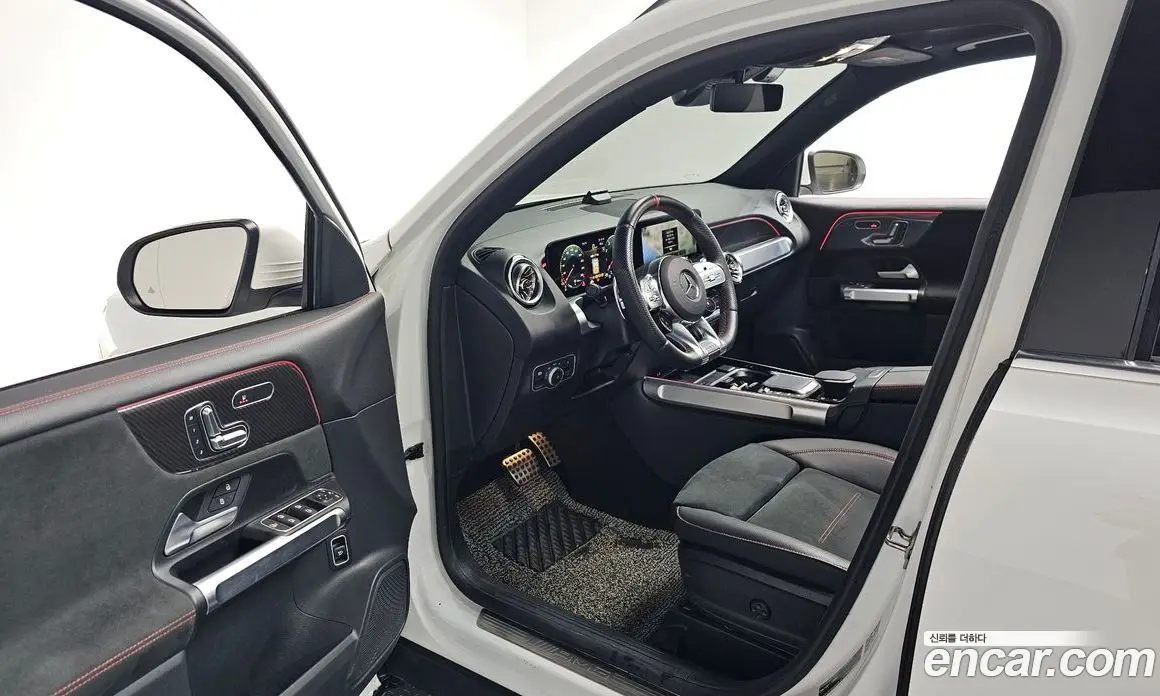 Mercedes-Benz GLB-Class 2023 2.0 автомат (гидро), фото 12 Mercedes-Benz GLB-Class 2023 2.0 автомат (гидро), фото 12