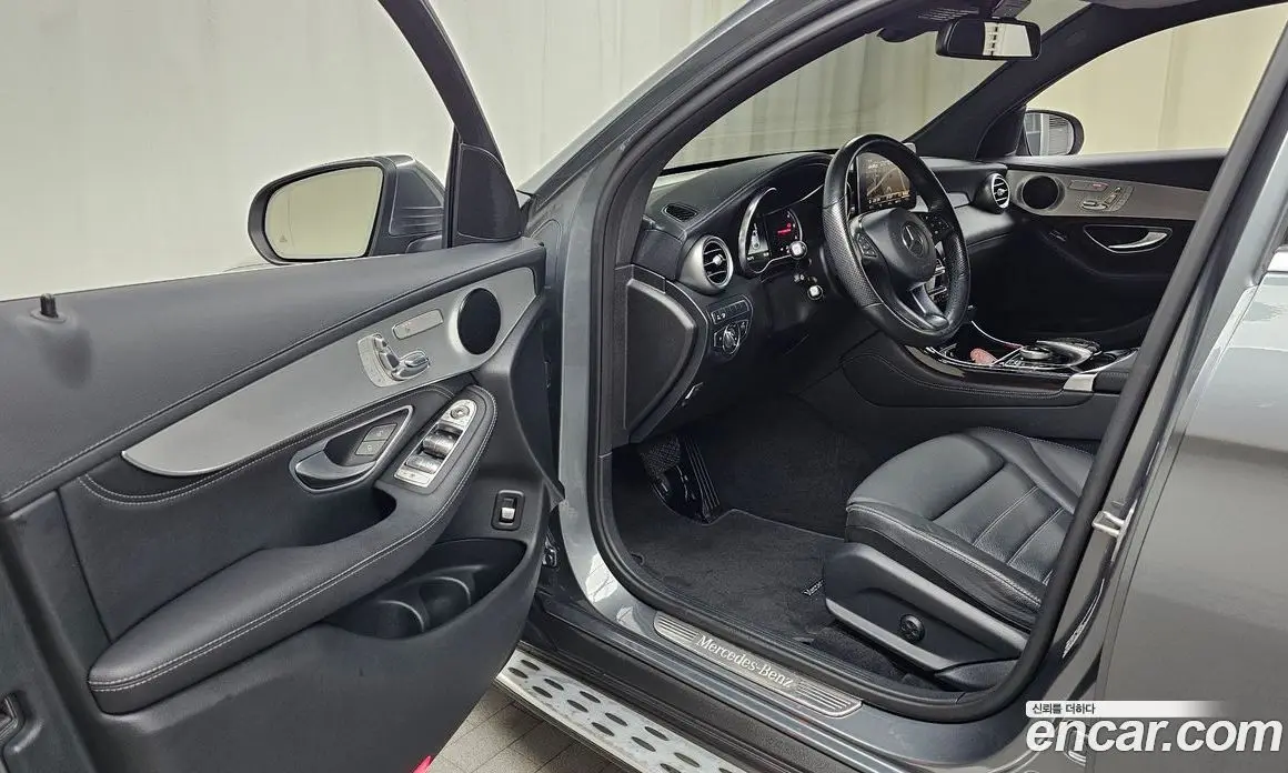 Mercedes-Benz GLC-Class 2017 2.1 автомат (гидро), фото 12 Mercedes-Benz GLC-Class 2017 2.1 автомат (гидро), фото 12