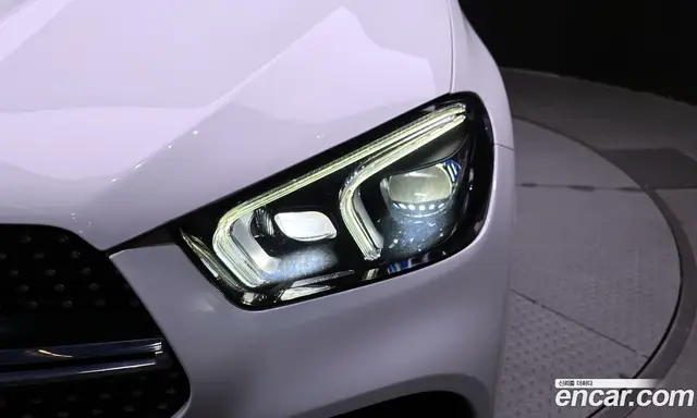 Mercedes-Benz GLE-Class 2022 2.9 автомат (гидро), миниатюра 8
