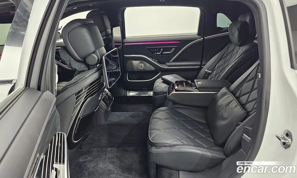 Mercedes-Benz S-Class 2024 4.0 автомат (гидро), фото 17