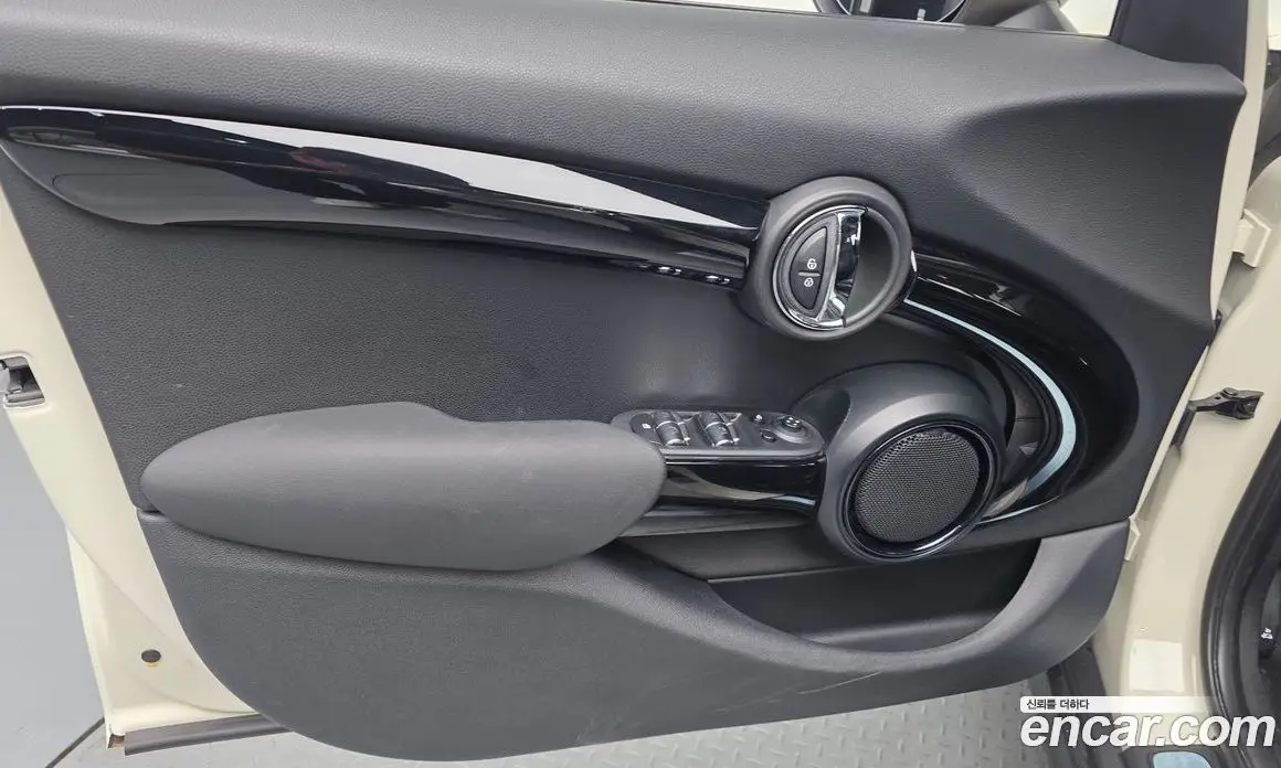 Mini Cooper 2019 1.5 автомат (гидро), фото 14