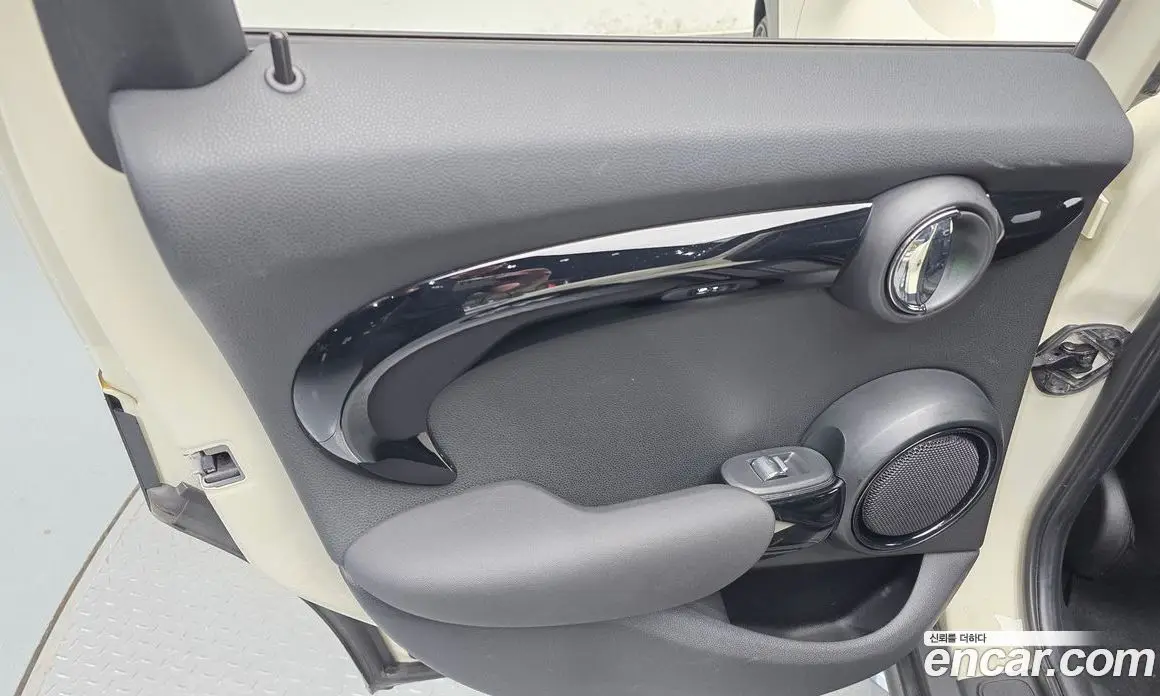 Mini Cooper 2019 1.5 автомат (гидро), фото 15