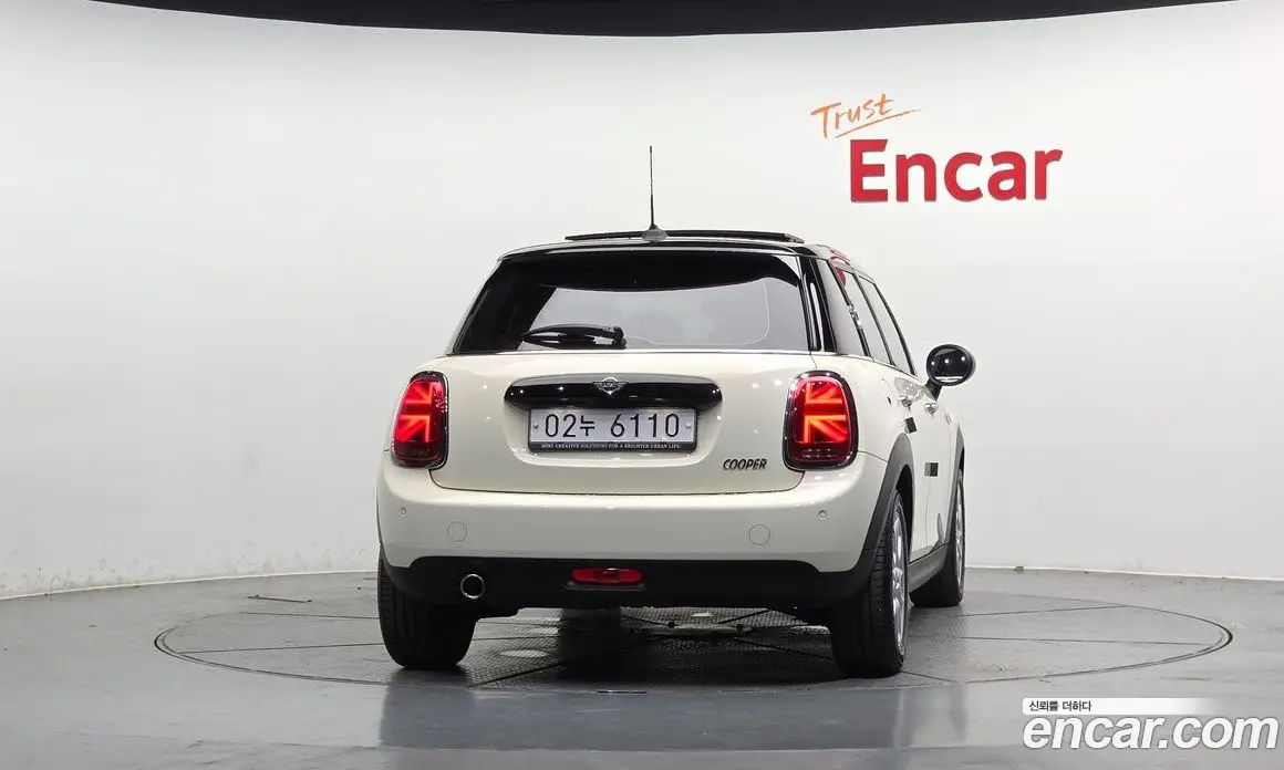 Mini Cooper 2019 1.5 автомат (гидро), фото 4