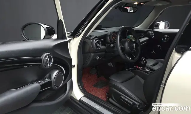 Mini Cooper 2020 1.5 автомат (гидро), миниатюра 12