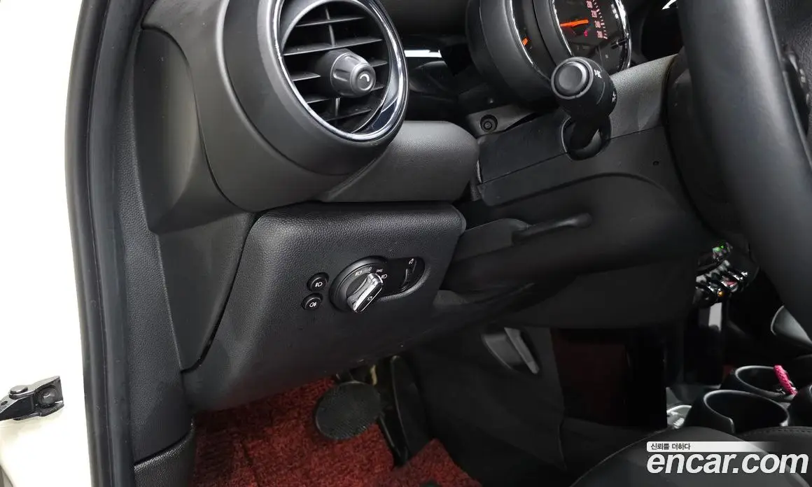 Mini Cooper 2020 1.5 автомат (гидро), фото 18