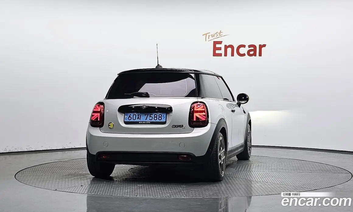 Mini Cooper 2022 автомат (гидро), фото 4