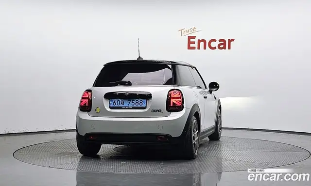 Mini Cooper 2022 автомат (гидро), миниатюра 4