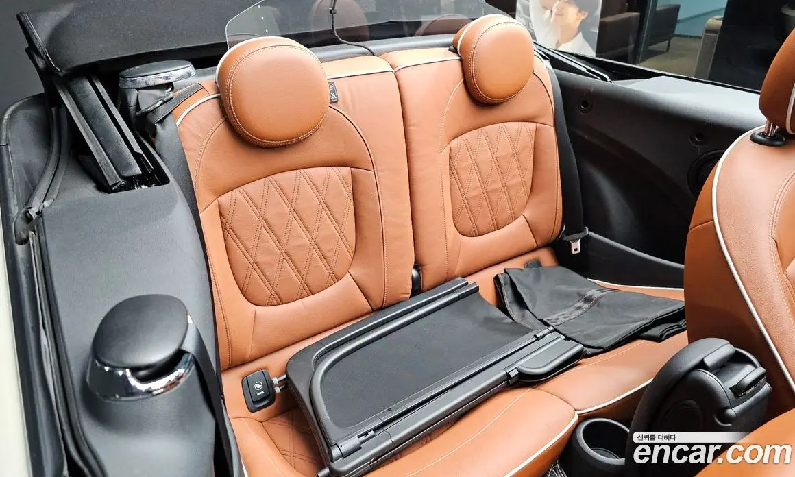 Mini Cooper Convertible 2021 2.0 автомат (гидро), фото 15