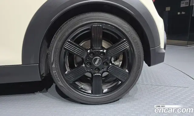 Mini Cooper Convertible 2021 2.0 автомат (гидро), миниатюра 6