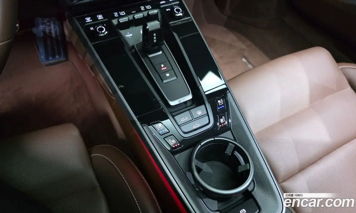 Porsche 911 2024 3.0 автомат (гидро), фото 12 Porsche 911 2024 3.0 автомат (гидро), фото 12