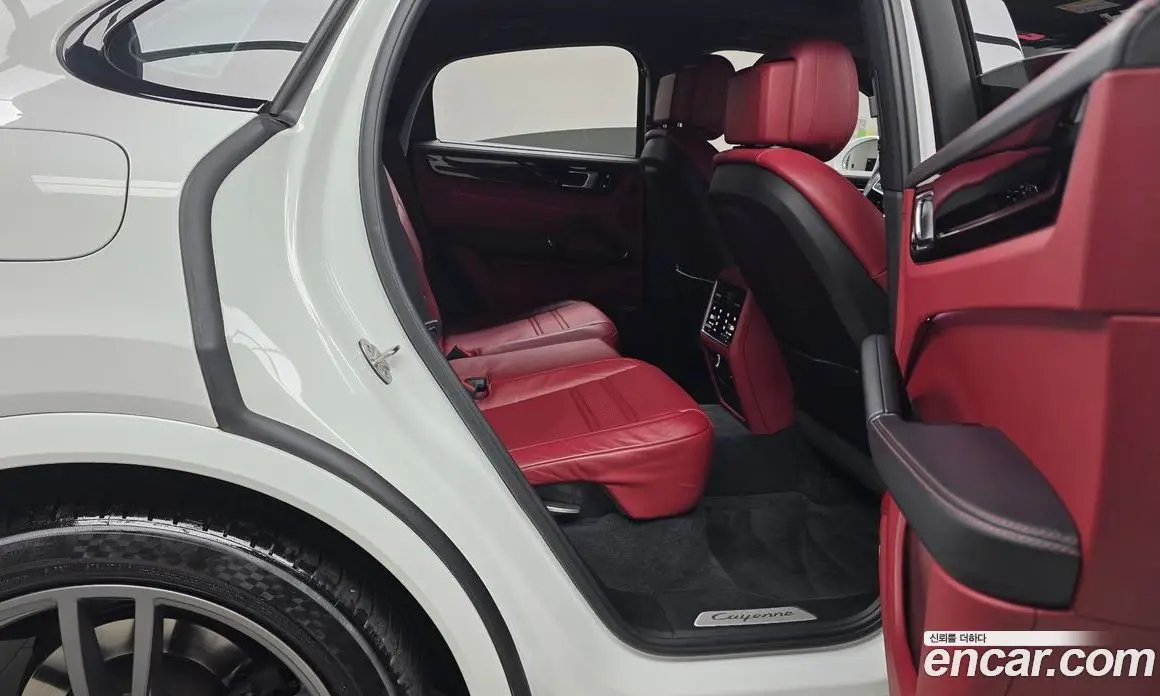 Porsche Cayenne 2021 3.0 автомат (гидро), фото 12