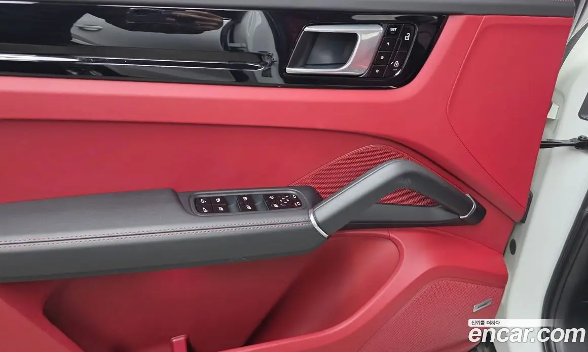Porsche Cayenne 2021 3.0 автомат (гидро), фото 17