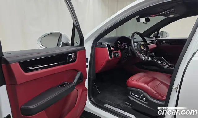 Porsche Cayenne 2021 3.0 автомат (гидро), миниатюра 10