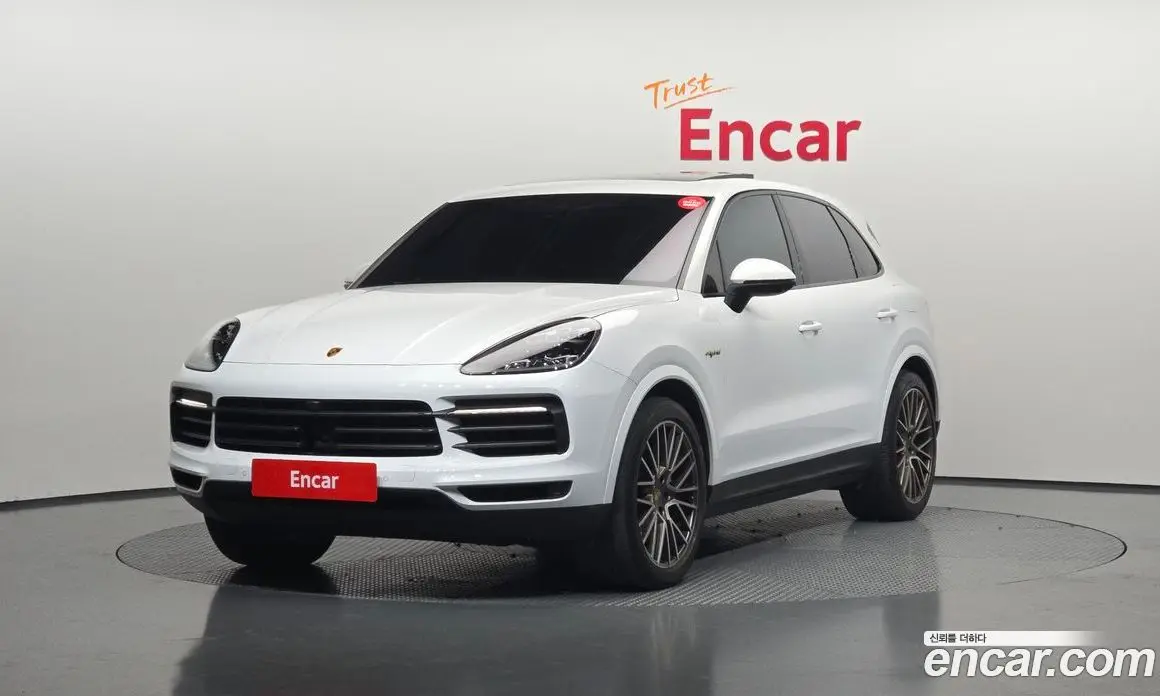 Porsche Cayenne 2023 3.0 автомат (гидро), фото 1 Porsche Cayenne 2023 3.0 автомат (гидро), фото 1