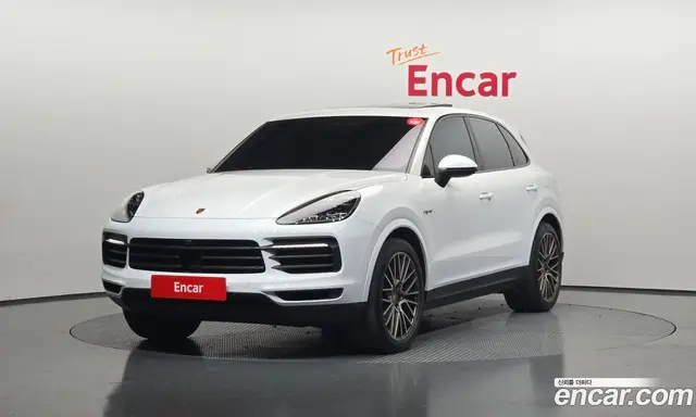 Porsche Cayenne, 2023, 52 624 км