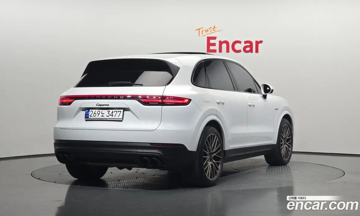 Porsche Cayenne 2023 3.0 автомат (гидро), фото 2 Porsche Cayenne 2023 3.0 автомат (гидро), фото 2