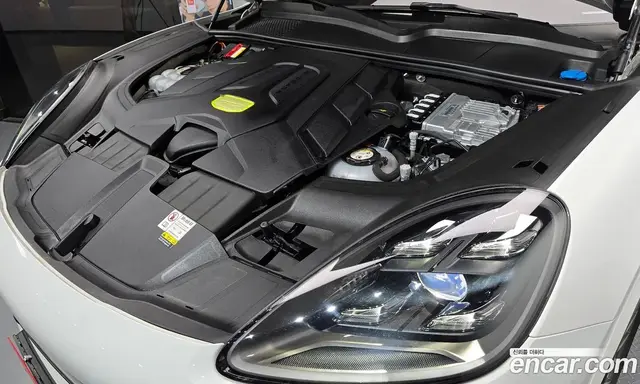 Porsche Cayenne 2023 3.0 автомат (гидро), миниатюра 6 Porsche Cayenne 2023 3.0 автомат (гидро), миниатюра 6