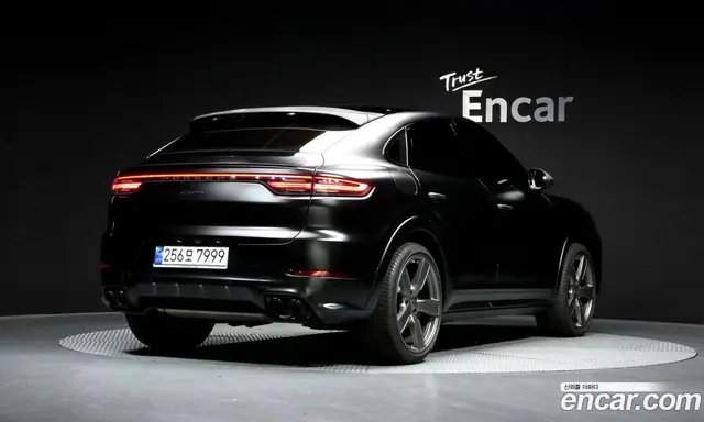 Porsche Cayenne, 2023, 32 072 км