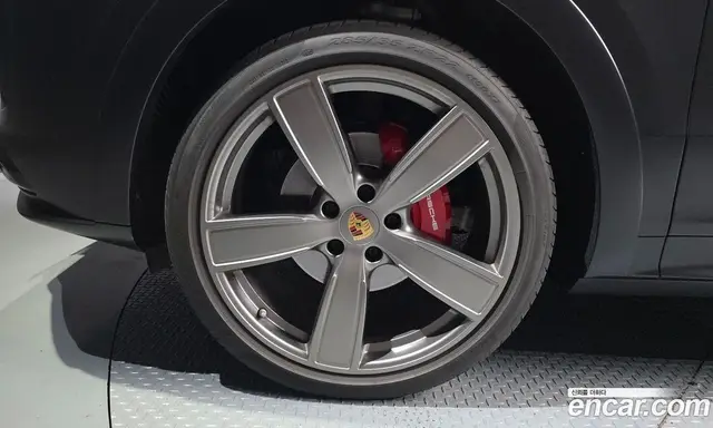 Porsche Cayenne 2023 3.0 автомат (гидро), миниатюра 4 Porsche Cayenne 2023 3.0 автомат (гидро), миниатюра 4