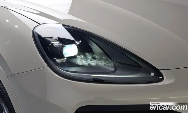 Porsche Cayenne 2023 3.0 автомат (гидро), миниатюра 7