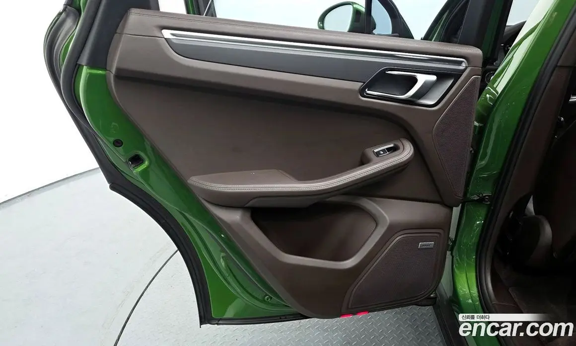 Porsche Macan 2021 2.0 автомат (гидро), фото 15