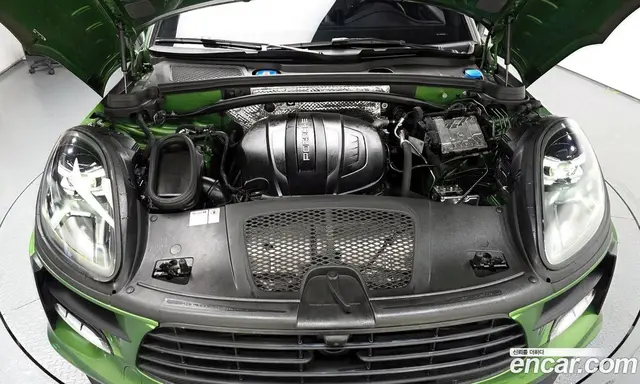 Porsche Macan 2021 2.0 автомат (гидро), миниатюра 6
