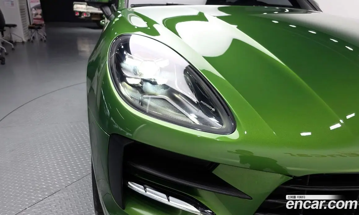 Porsche Macan 2021 2.0 автомат (гидро), фото 8