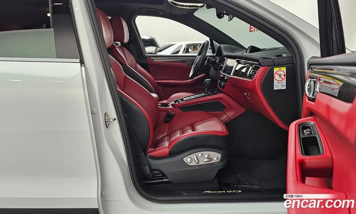 Porsche Macan 2023 2.9 автомат (гидро), фото 16 Porsche Macan 2023 2.9 автомат (гидро), фото 16