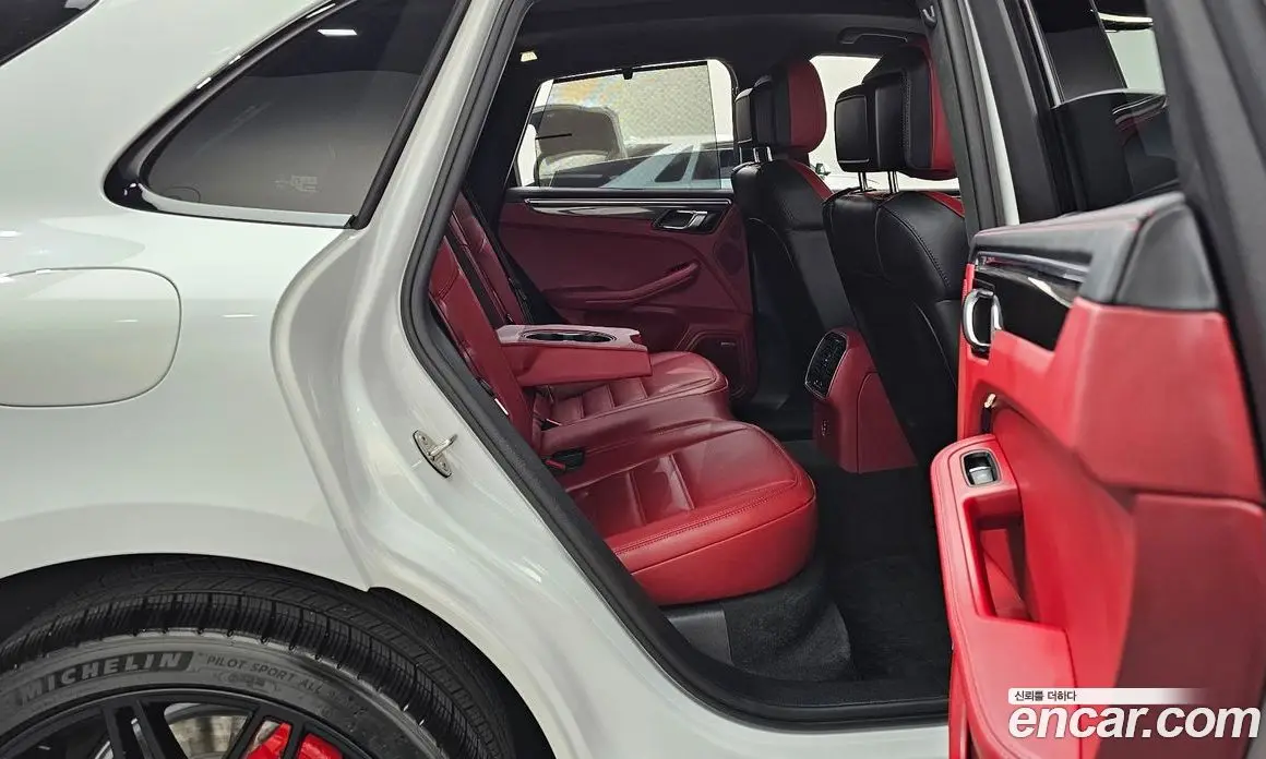 Porsche Macan 2023 2.9 автомат (гидро), фото 17 Porsche Macan 2023 2.9 автомат (гидро), фото 17