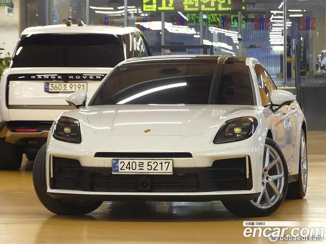 Porsche Panamera 2024 2.9 автомат (гидро), миниатюра 3