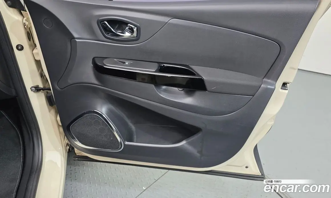 Renault (Samsung) QM3 2016 1.5 автомат (гидро), фото 14