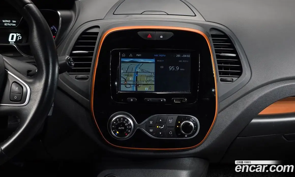 Renault (Samsung) QM3 2018 1.5 автомат (гидро), фото 13 Renault (Samsung) QM3 2018 1.5 автомат (гидро), фото 13