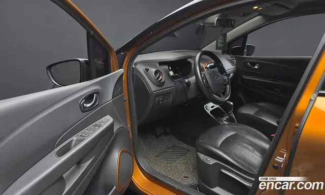 Renault (Samsung) QM3 2018 1.5 автомат (гидро), миниатюра 10 Renault (Samsung) QM3 2018 1.5 автомат (гидро), миниатюра 10