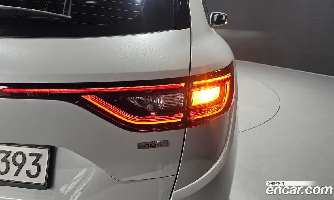 Renault (Samsung) QM6 2019 2.0 автомат (гидро), фото 9 Renault (Samsung) QM6 2019 2.0 автомат (гидро), фото 9