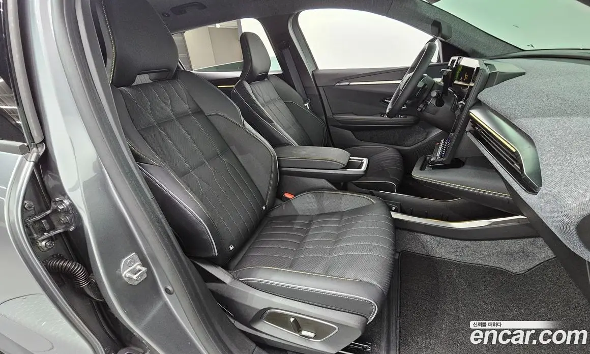 Renault (Samsung) Scenic 2026 0.3 автомат (гидро), фото 17