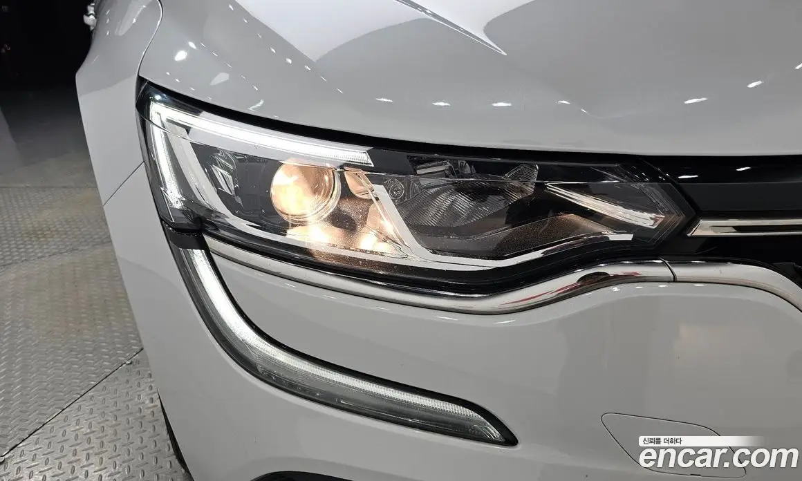 Renault (Samsung) SM6 2016 2.0 автомат (гидро), фото 8 Renault (Samsung) SM6 2016 2.0 автомат (гидро), фото 8