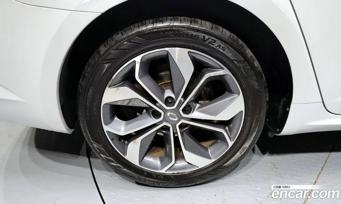 Renault (Samsung) SM6 2018 1.5 автомат (гидро), фото 5 Renault (Samsung) SM6 2018 1.5 автомат (гидро), фото 5
