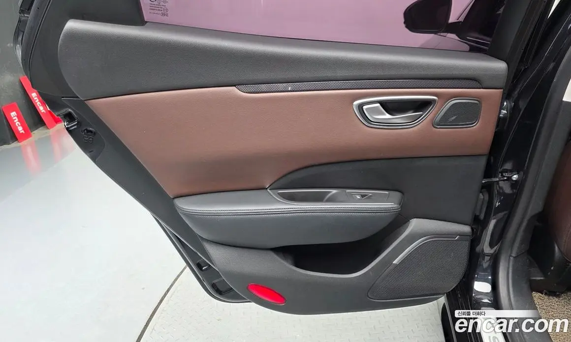 Renault (Samsung) SM6 2018 2.0 автомат (гидро), фото 15 Renault (Samsung) SM6 2018 2.0 автомат (гидро), фото 15