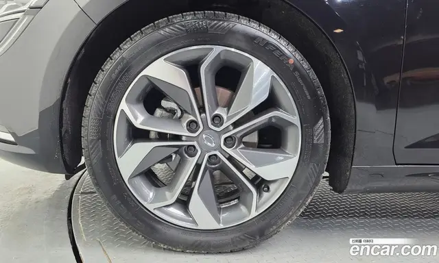 Renault (Samsung) SM6 2018 2.0 автомат (гидро), миниатюра 5 Renault (Samsung) SM6 2018 2.0 автомат (гидро), миниатюра 5