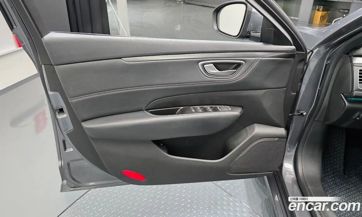 Renault (Samsung) SM6 2023 2.0 автомат (гидро), фото 13 Renault (Samsung) SM6 2023 2.0 автомат (гидро), фото 13