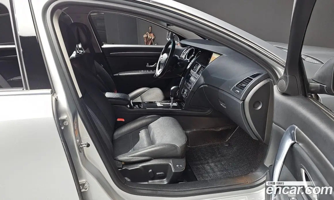 Renault (Samsung) SM7 2015 2.0 автомат (гидро), фото 16 Renault (Samsung) SM7 2015 2.0 автомат (гидро), фото 16