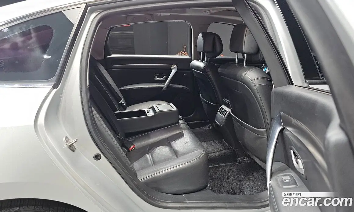 Renault (Samsung) SM7 2015 2.0 автомат (гидро), фото 17 Renault (Samsung) SM7 2015 2.0 автомат (гидро), фото 17