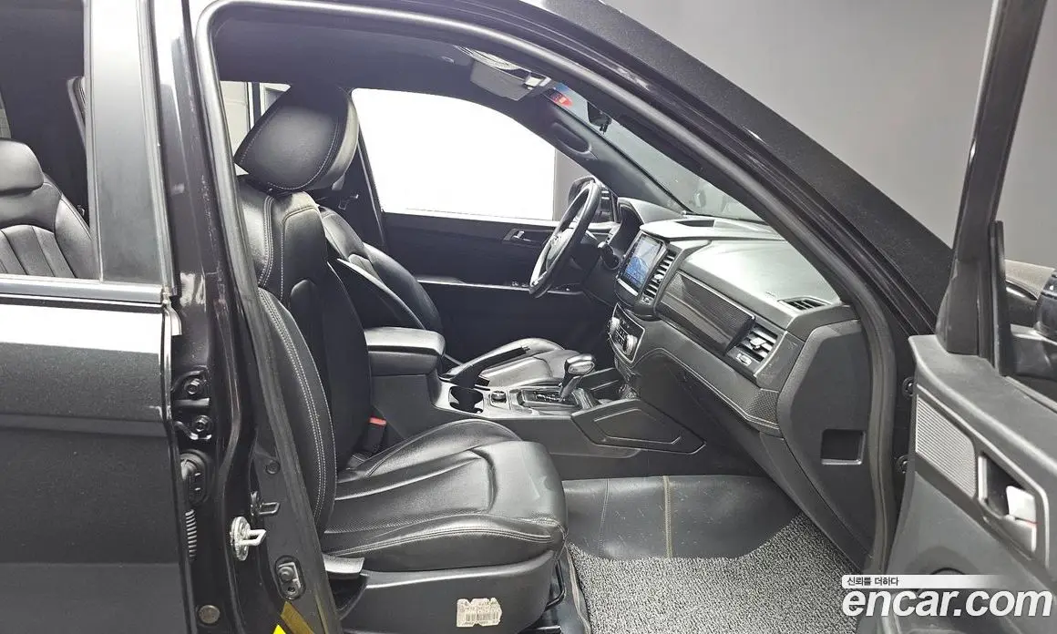 SsangYong Rexton 2023 2.2 автомат (гидро), фото 13