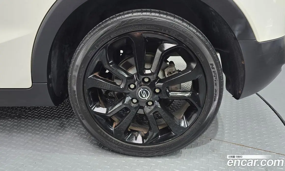 SsangYong TIBOLI 2015 1.6 автомат (гидро), фото 7