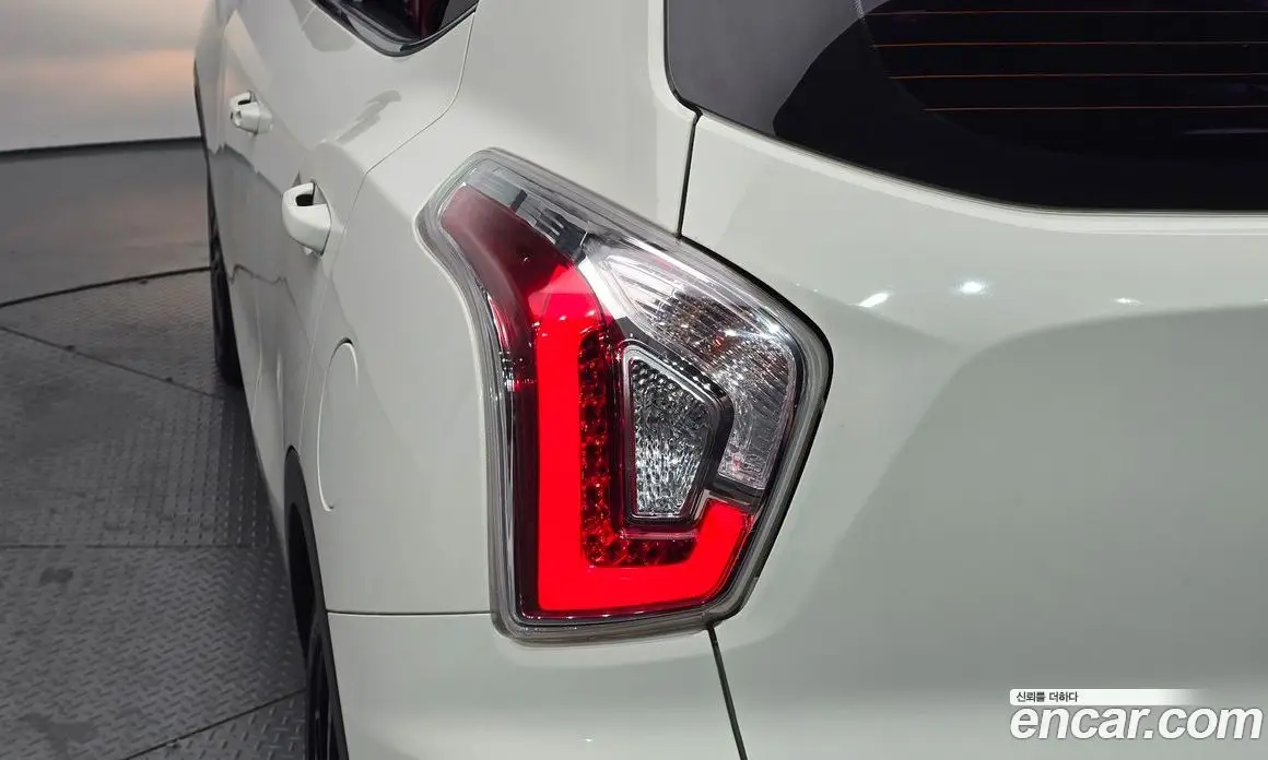 SsangYong TIBOLI 2015 1.6 автомат (гидро), фото 9