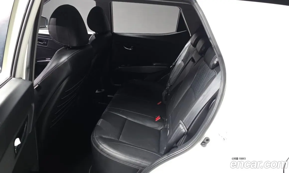 SsangYong TIBOLI 2017 1.6 автомат (гидро), фото 16