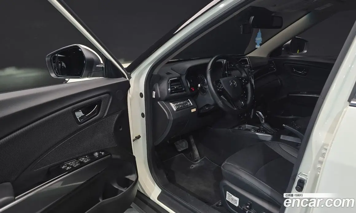 SsangYong TIBOLI 2021 1.5 автомат (гидро), фото 13
